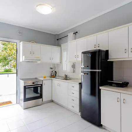 Beachfront Bliss By Halu! Spacious Dom wakacyjny Nea Skioni