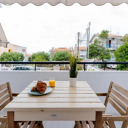 Beachfront Bliss By Halu! Spacious Tatil Evi Nea Skioni