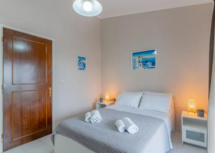 Beachfront Bliss By Halu! Spacious Nea Skioni