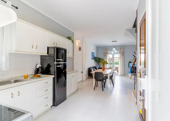 Casa vacanze Beachfront Bliss By Halu! Spacious Nea Skioni